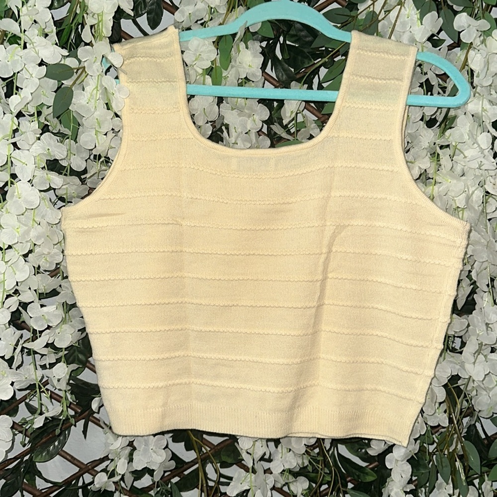 Luxxel Women's Beige Tank Top - Picture 2 of 4